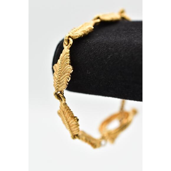 Givenchy Vintage Leaf Bracelet Brushed Gold Matte Textured 1980s Signed Bin4 - Picture 2 of 16